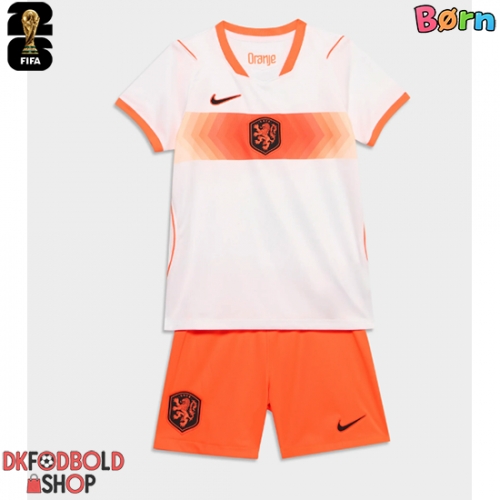 Holland Udebanesæt Børn VM 2026 Kort ærmer (+ korte bukser)